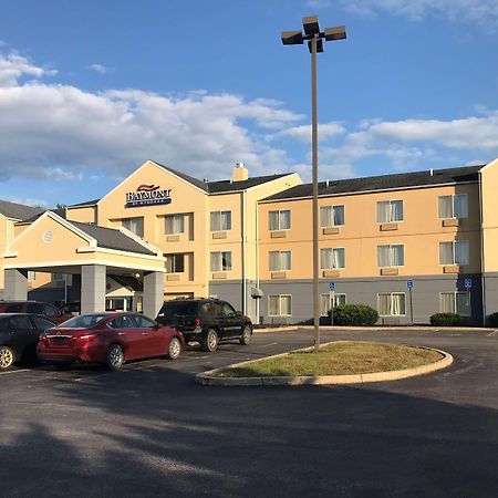 Baymont By Wyndham Chambersburg Hotel Kültér fotó