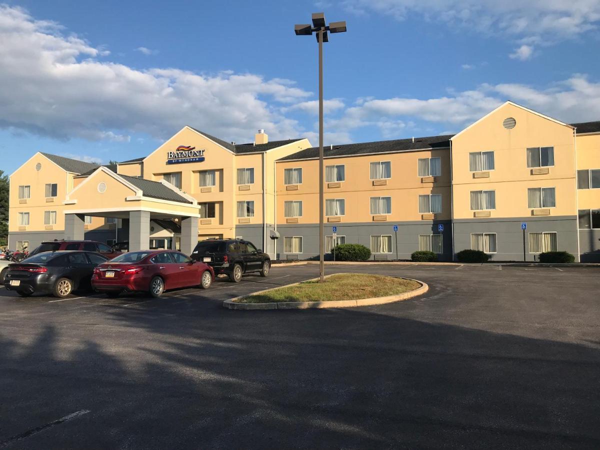 Baymont By Wyndham Chambersburg Hotel Kültér fotó