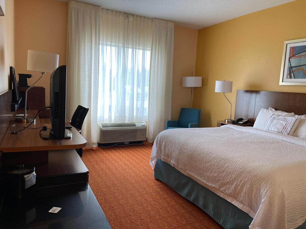 Baymont By Wyndham Chambersburg Hotel Kültér fotó