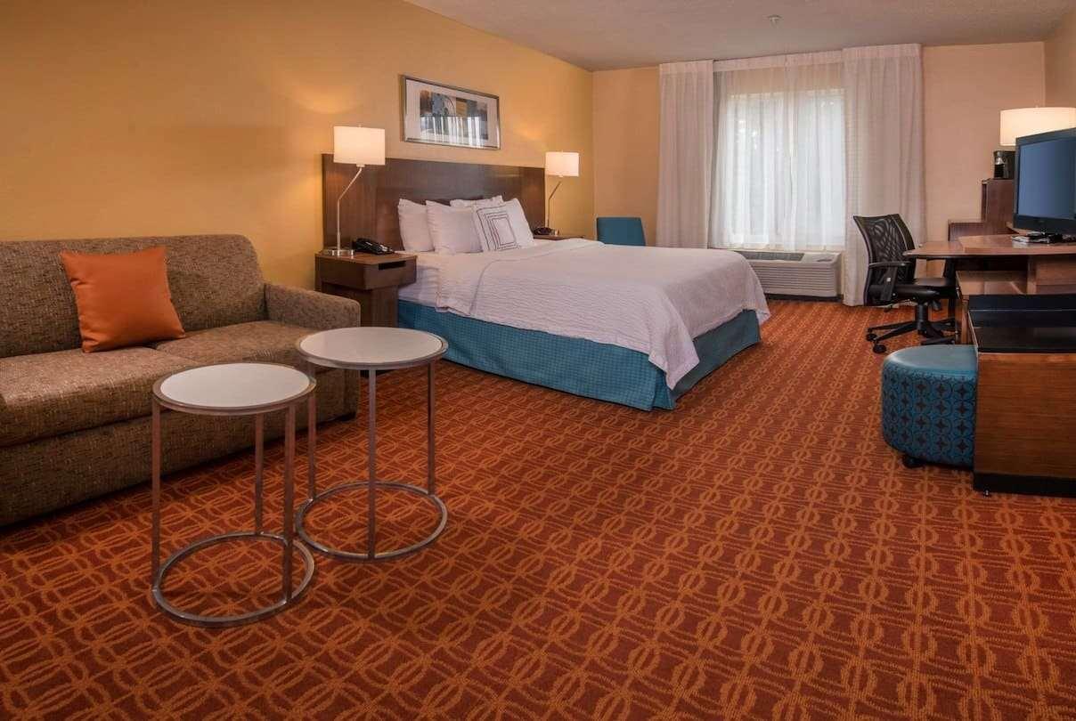 Baymont By Wyndham Chambersburg Hotel Kültér fotó